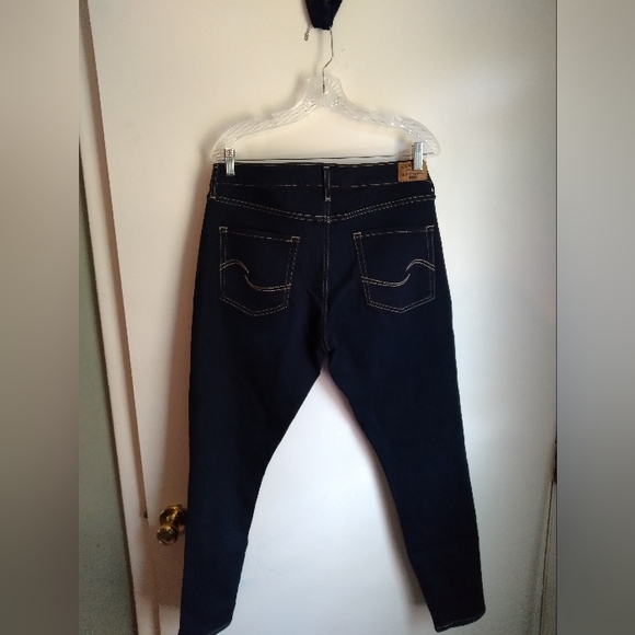 NWOT Levi's skinny stretch jeans - Picture 9 of 15